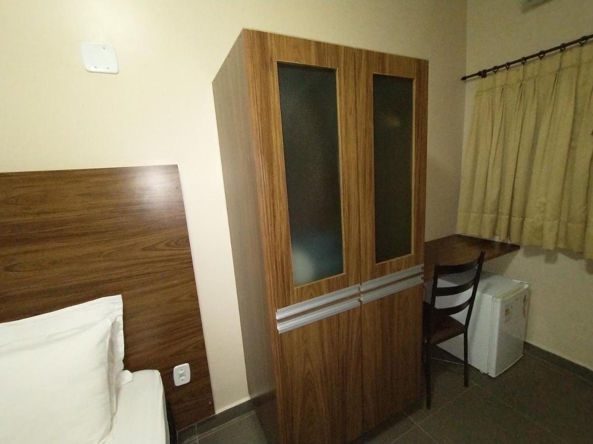 Hotel Albatroz Убераба Экстерьер фото